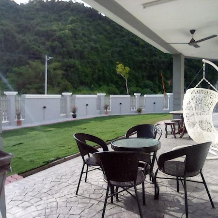 Low Season Promotion! 4B11B Mountainview 16 Pax Ipoh Extérieur photo